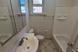 225 Hudson Pl 1, Cliffside Park, NJ 07010 - Photo 4