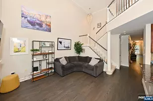32 Rosewood Ct 32, Haledon, NJ 07508 - Photo 8