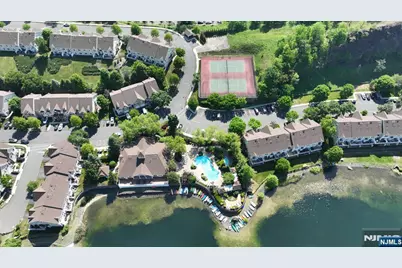32 Rosewood Court 32 #32, Haledon, NJ 07508 - Photo 32