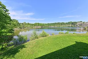 32 Rosewood Ct 32, Haledon, NJ 07508 - Photo 26