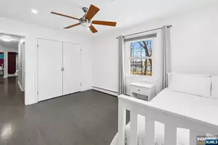 682 Floyd St, Englewood Cliffs, NJ 07632 - Photo 28