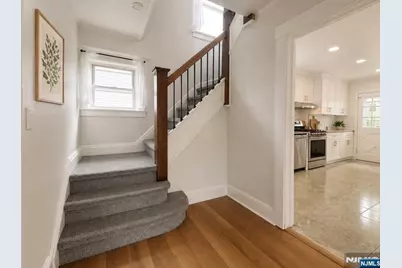 312 Rochelle Avenue, Rochelle Park Township, NJ 07662 - Photo 6