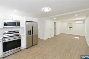 385 Goffle Road 1st Floor, Ridgewood, NJ 07450 - Photo 4