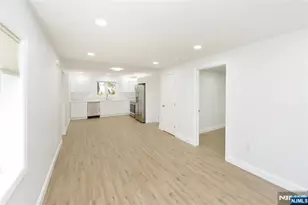 385 Goffle Road 1st Floor, Ridgewood, NJ 07450 - Photo 8