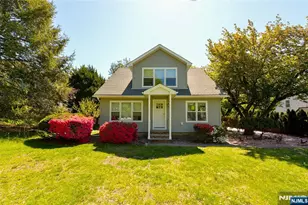 385 Goffle Road 2nd Floor, Ridgewood, NJ 07450 - Photo 1