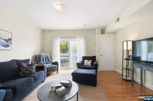 902 N 5th Street 207, Newark, NJ 07107 - Photo 4