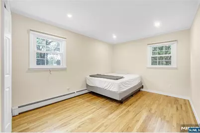 99 Lambert Place, Paramus, NJ 07652 - Photo 20