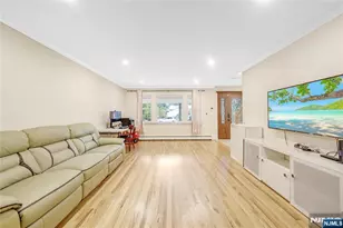 99 Lambert Pl, Paramus, NJ 07652 - Photo 4
