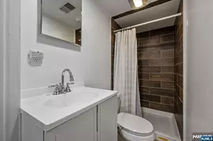 530 5th Ave, Lyndhurst Township, NJ 07071 - Photo 28