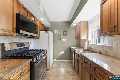 3711 Mark Twain Way, Mahwah, NJ 07430 - Photo 14