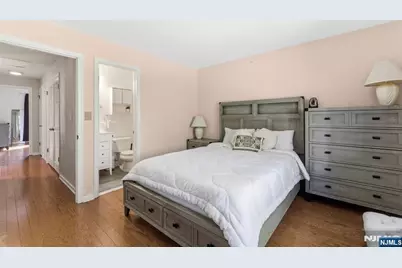 3711 Mark Twain Way, Mahwah, NJ 07430 - Photo 24