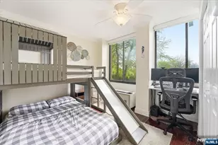 300 Winston Dr L5, Cliffside Park, NJ 07010 - Photo 18