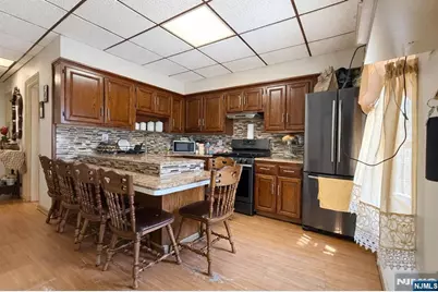 19 Burgess Place 2 #2, Passaic, NJ 07055 - Photo 8
