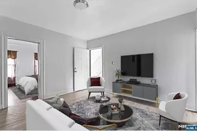 580 Hunterdon Street, Newark, NJ 07108 - Photo 2