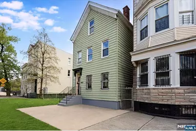 580 Hunterdon Street, Newark, NJ 07108 - Photo 18