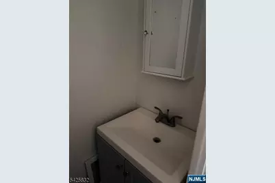 38 Emmet Street, Newark, NJ 07114 - Photo 10
