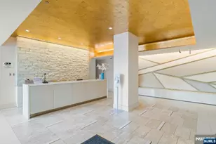 310 Hudson Park 310, Edgewater, NJ 07020 - Photo 4