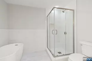 310 Hudson Park 310, Edgewater, NJ 07020 - Photo 20