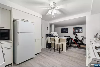 2453 1st Street, Fort Lee, NJ 07024 - Photo 36