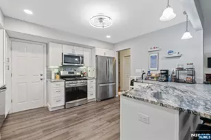 2453 1st St, Fort Lee, NJ 07024 - Photo 10
