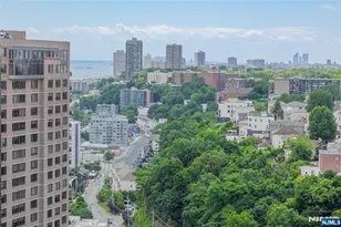 250 Gorge 21E, Cliffside Park, NJ 07010 - Photo 20