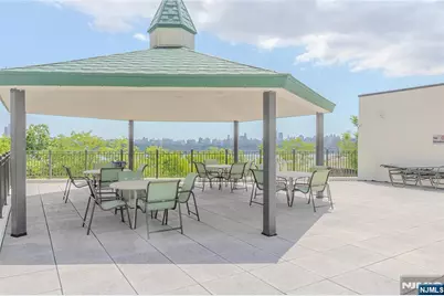 250 Gorge 21E #21E, Cliffside Park, NJ 07010 - Photo 38