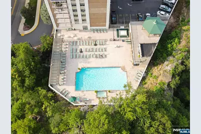 250 Gorge 21E #21E, Cliffside Park, NJ 07010 - Photo 34