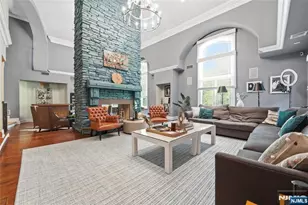 305 Blauvelt Ct, Paramus, NJ 07652 - Photo 10