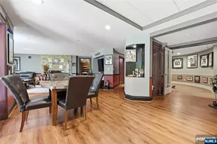 305 Blauvelt Ct, Paramus, NJ 07652 - Photo 42