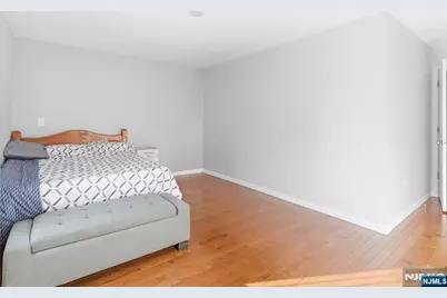 301 N 13th Street, Newark, NJ 07107 - Photo 12