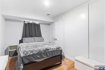 301 N 13th Street, Newark, NJ 07107 - Photo 20