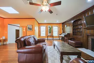 586 Hillside St, Ridgefield, NJ 07657 - Photo 12