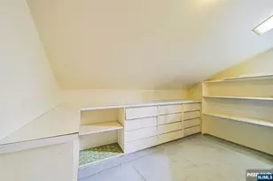 586 Hillside St, Ridgefield, NJ 07657 - Photo 38