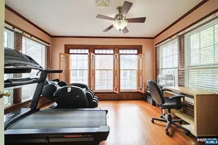 586 Hillside St, Ridgefield, NJ 07657 - Photo 14