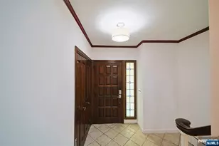 586 Hillside St, Ridgefield, NJ 07657 - Photo 16