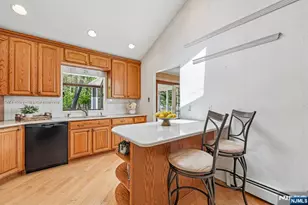 97 Erie Ave, Midland Park, NJ 07432 - Photo 12
