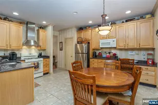 59 Spring Hill Cir, Wayne, NJ 07470 - Photo 12