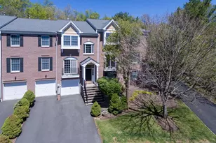 59 Spring Hill Cir, Wayne, NJ 07470 - Photo 2