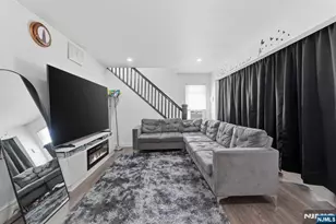 130 Carolina Ave, Newark, NJ 07106 - Photo 6