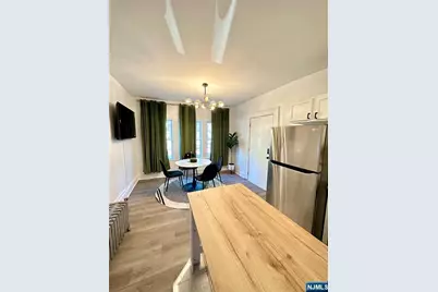 48 Maple Avenue 1 #1, Montclair, NJ 07042 - Photo 2