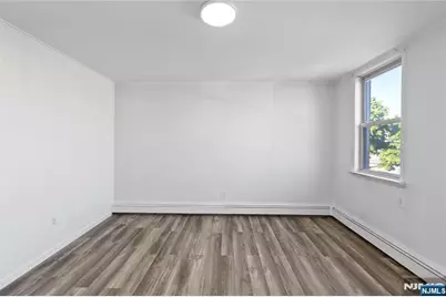 676 Chestnut 2 #2, Kearny, NJ 07032 - Photo 8