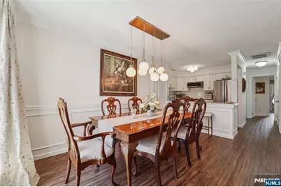 22 Eakens Court, Mahwah, NJ 07430 - Photo 8