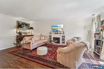 22 Eakens Court, Mahwah, NJ 07430 - Photo 6