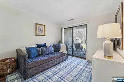 22 Eakens Court, Mahwah, NJ 07430 - Photo 14