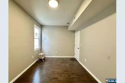 105 7th Street, Newark, NJ 07107 - Photo 12