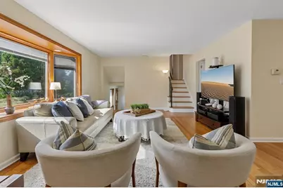 267 Pershing Avenue, Ridgewood, NJ 07450 - Photo 6