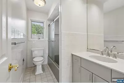 267 Pershing Avenue, Ridgewood, NJ 07450 - Photo 28