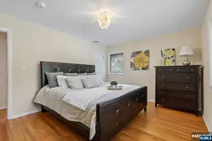 267 Pershing Ave, Ridgewood, NJ 07450 - Photo 24