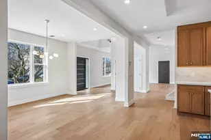 229 Sutton Pl, New Milford, NJ 07646 - Photo 10