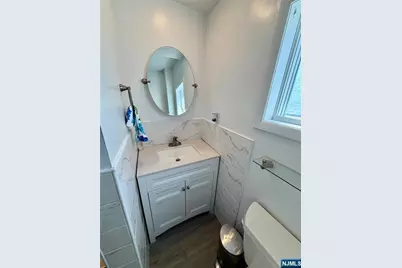 27 Roosevelt Avenue, Dumont, NJ 07628 - Photo 18